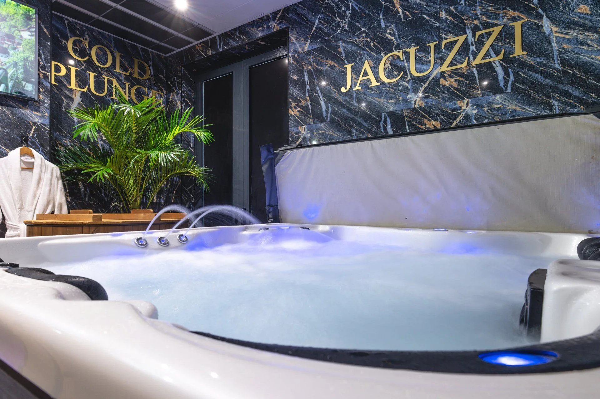 THE PRIVATE LUXURY GRANGE SPA SUITE Gallery Photo
